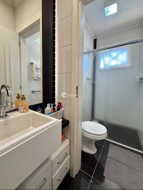 Casa à venda no Camobi: 