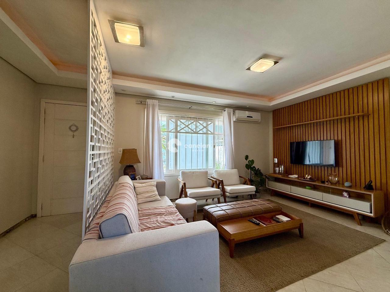 Casa à venda no Camobi: 