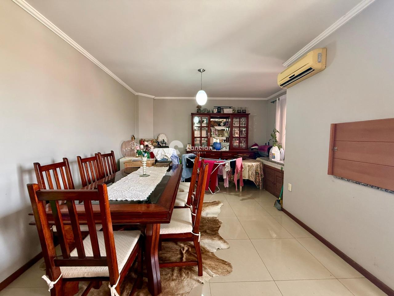 Cobertura à venda no Camobi: 