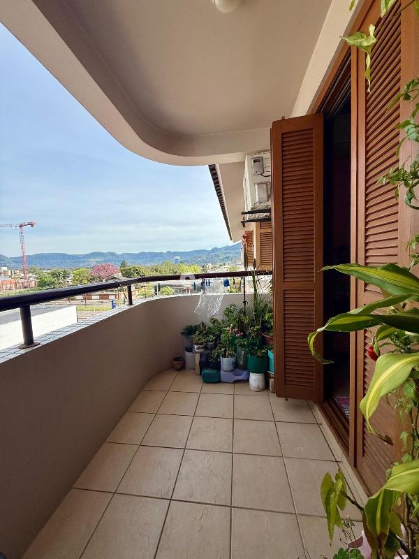 Cobertura à venda no Camobi: 