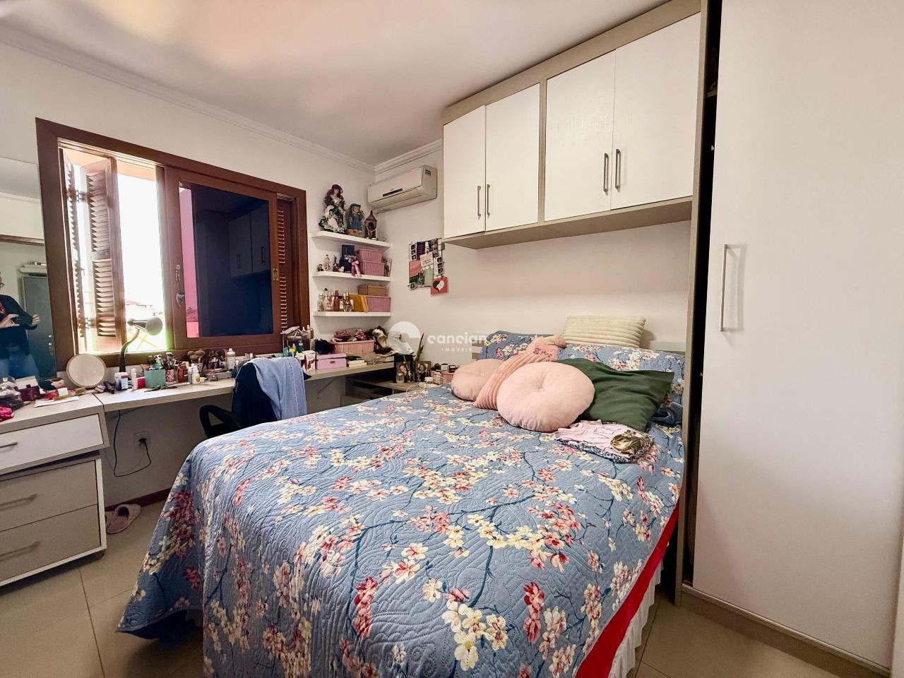 Cobertura à venda no Camobi: 