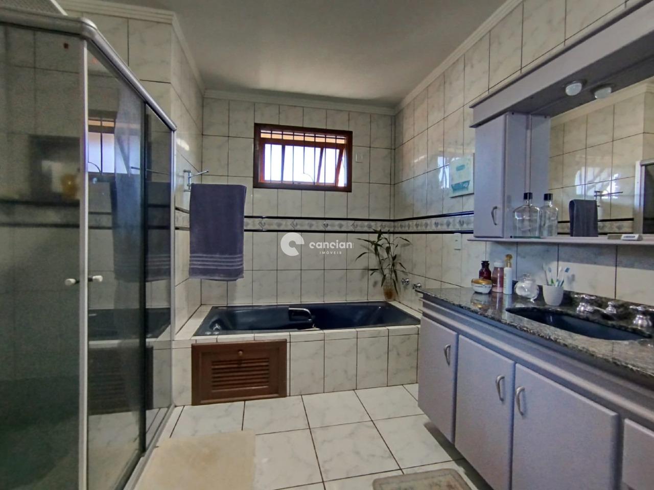 Casa à venda no Camobi: 