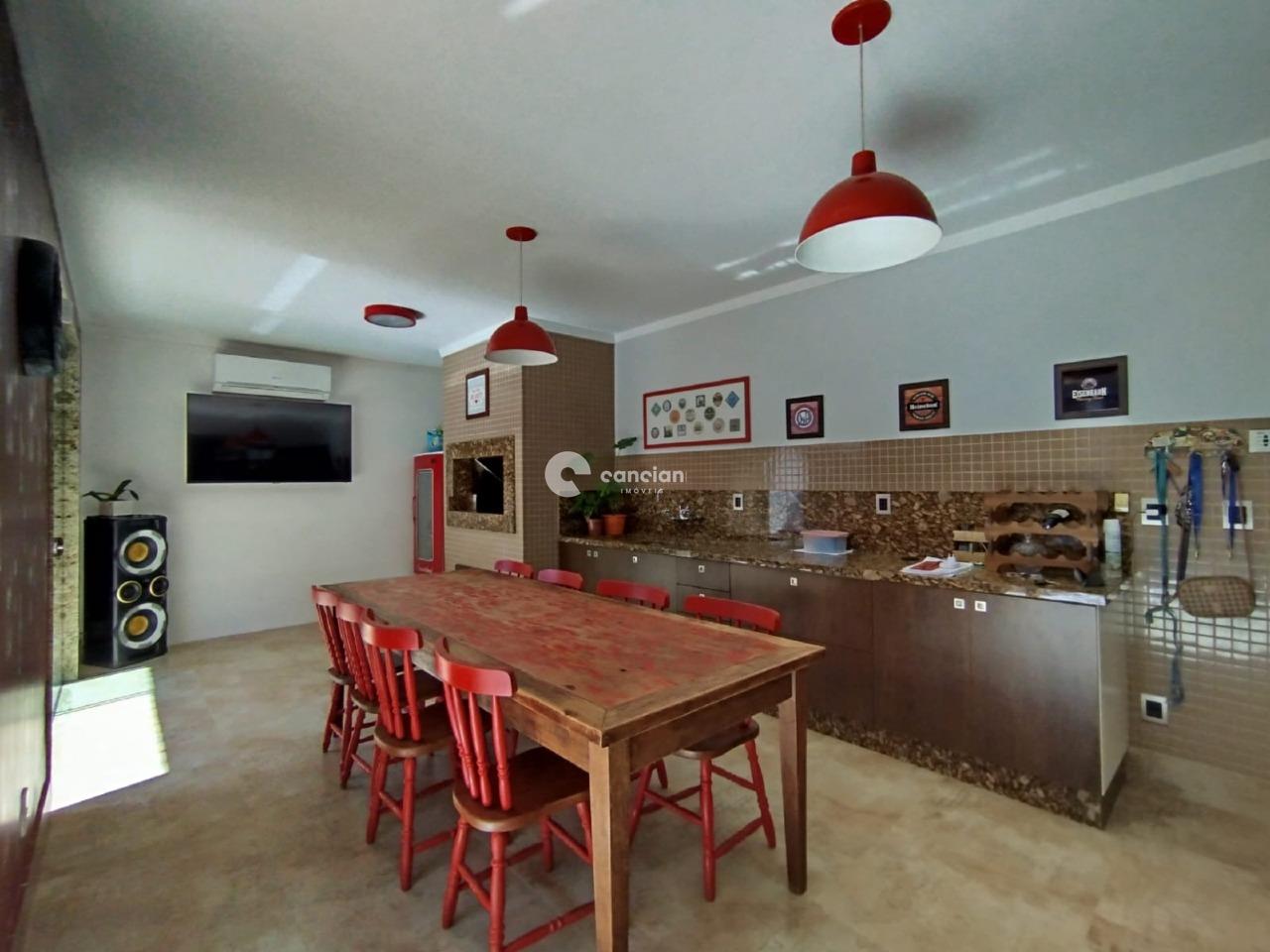 Casa à venda no Camobi: 