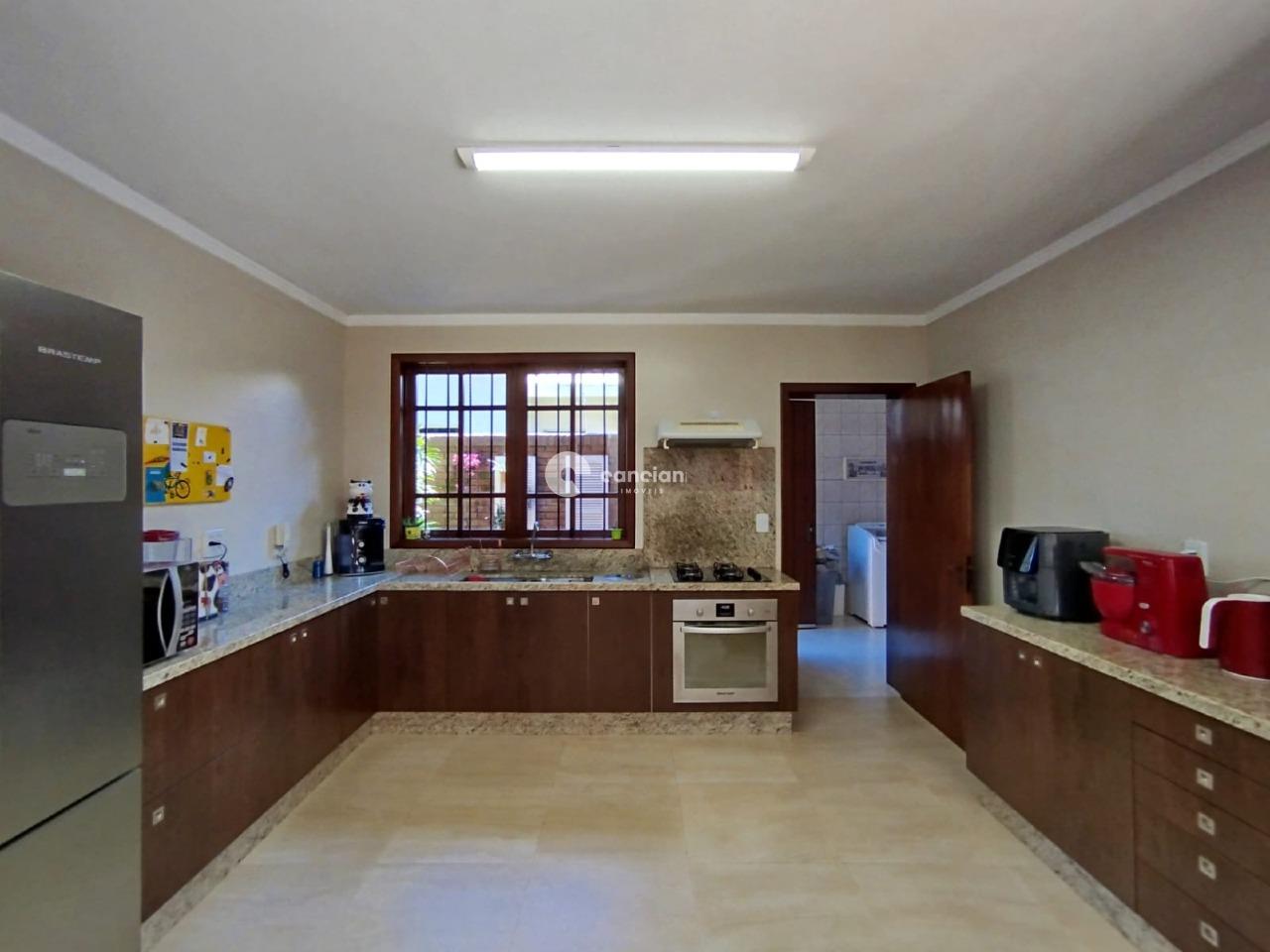 Casa à venda no Camobi: 