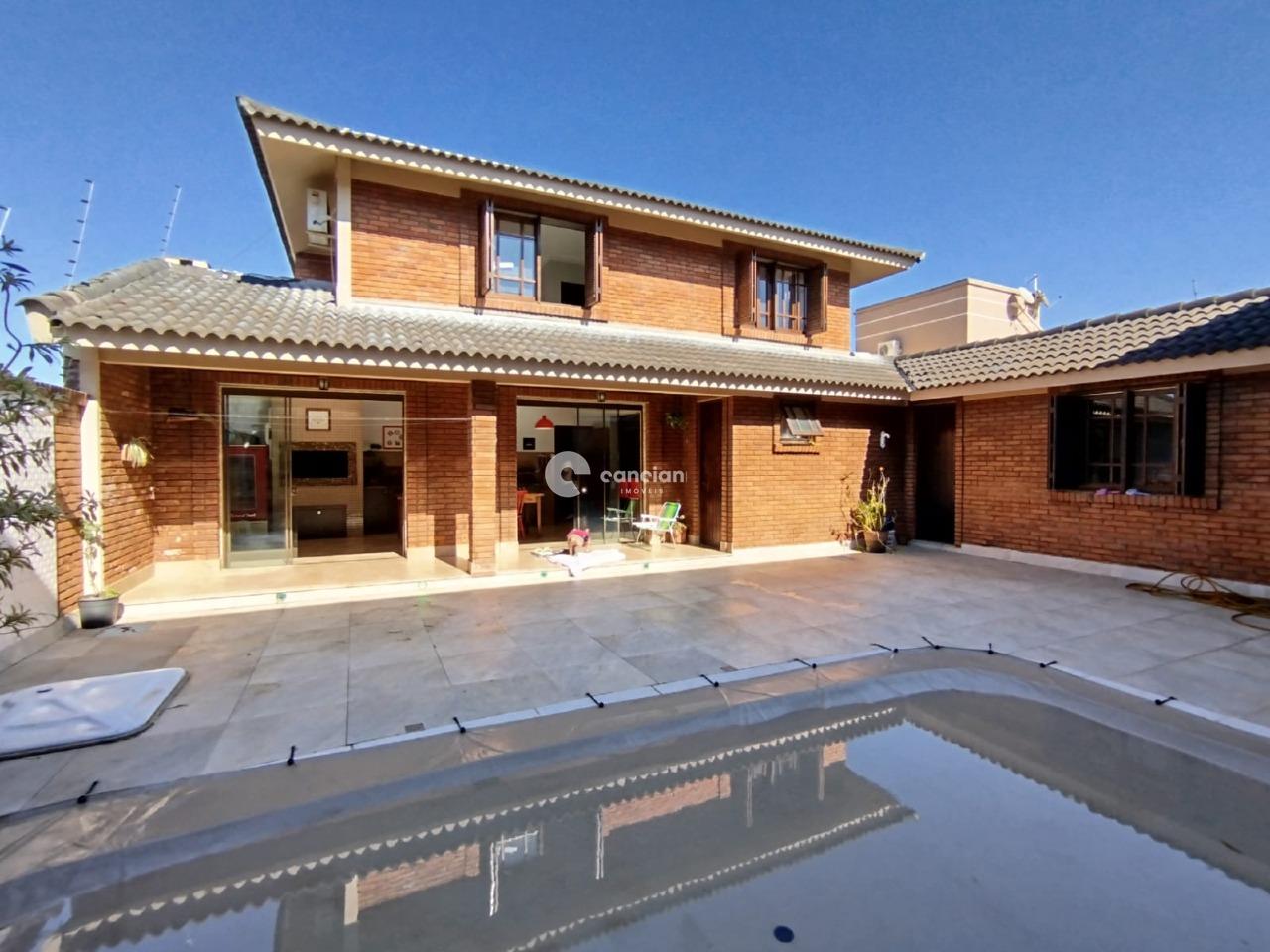 Casa à venda no Camobi: 