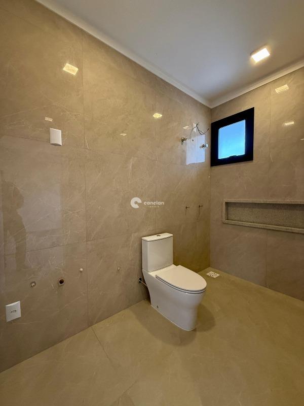 Casa de Condomínio à venda no Camobi: