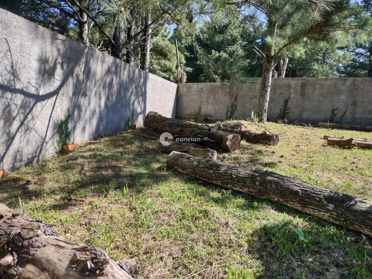 Terreno em condomínio à venda no Parque Serrano: 