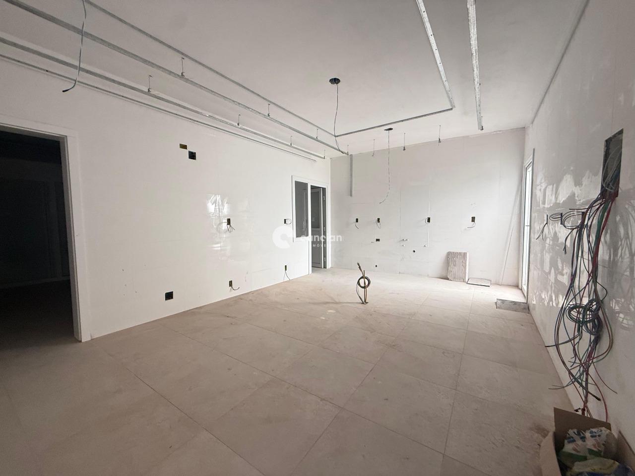 Casa à venda no Tomazetti: 