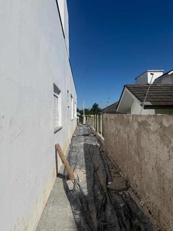 Casa à venda no Tomazetti: 