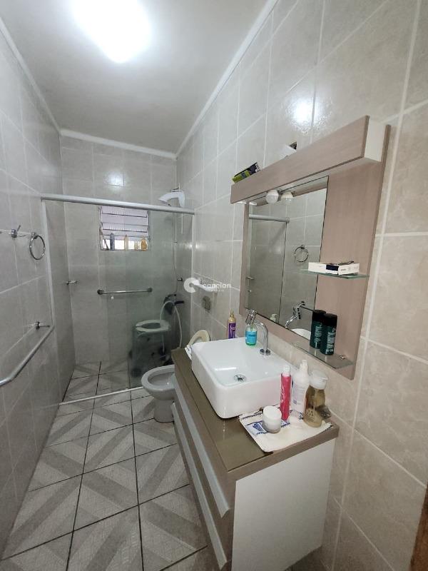 Casa à venda no Juscelino Kubitschek: 