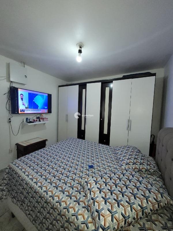 Casa à venda no Juscelino Kubitschek: 