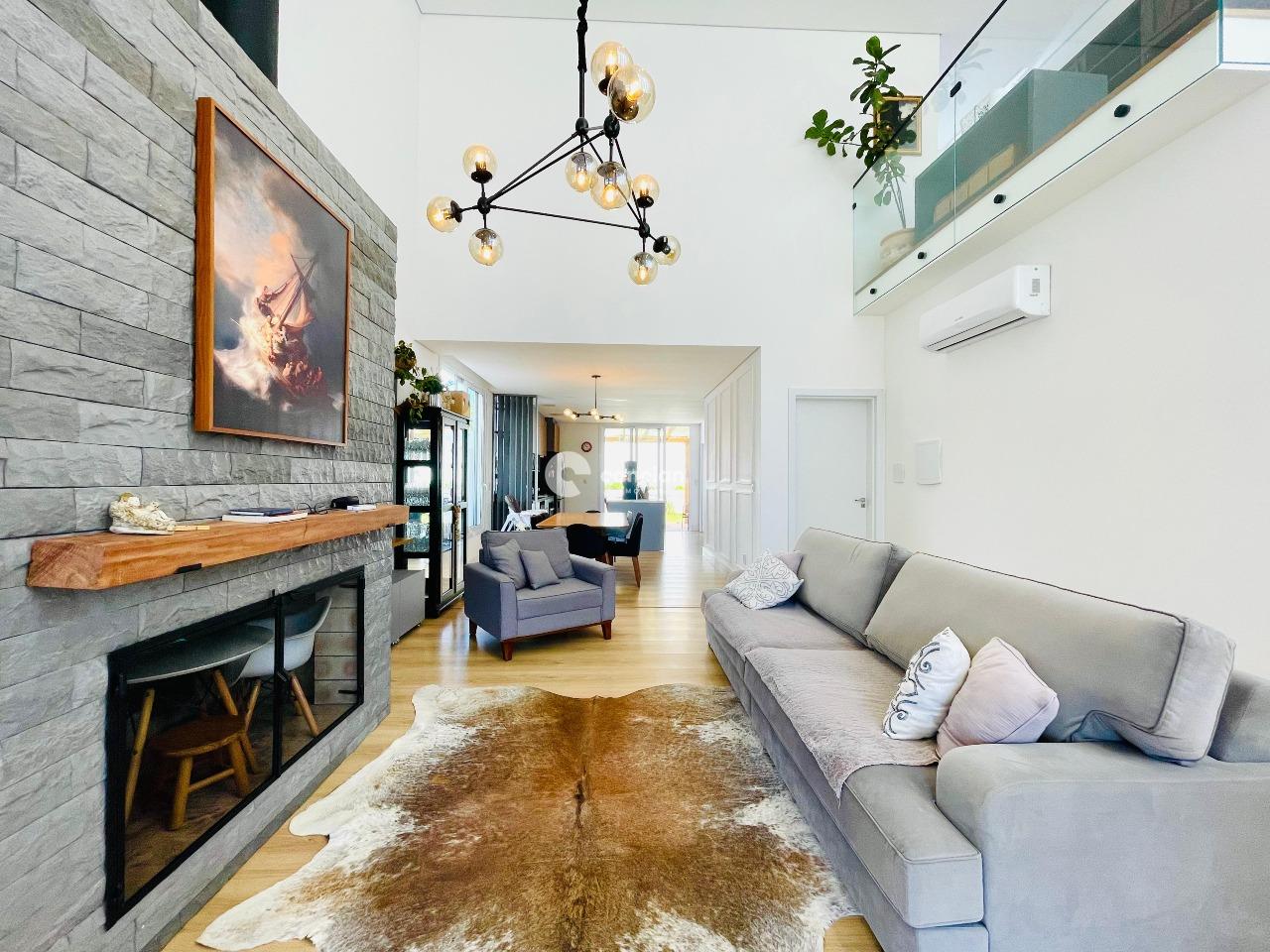 Casa à venda no Tomazetti: