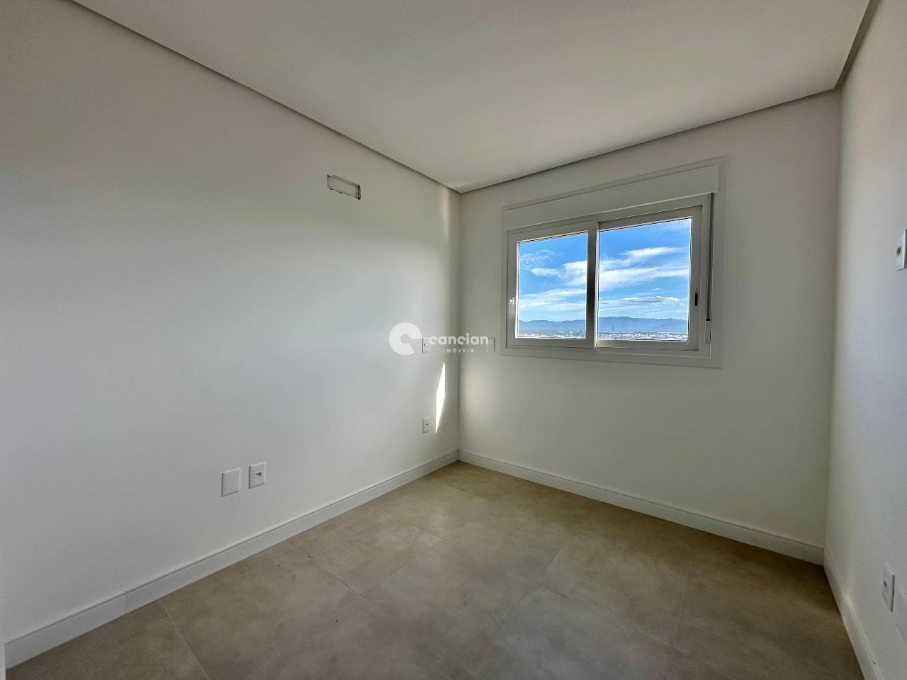 Apartamento à venda no Centro Zona Nova: 