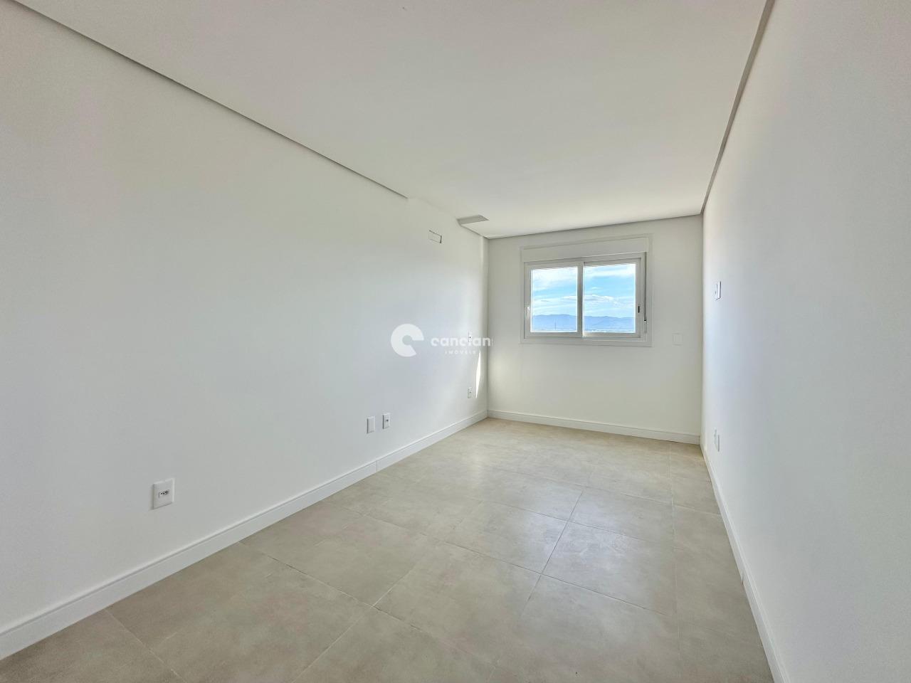 Apartamento à venda no Centro Zona Nova: 