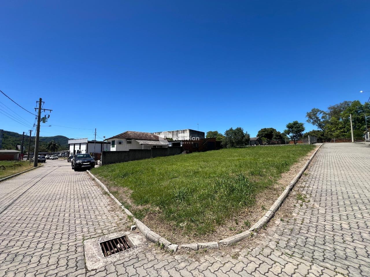 Terreno à venda no São José: 