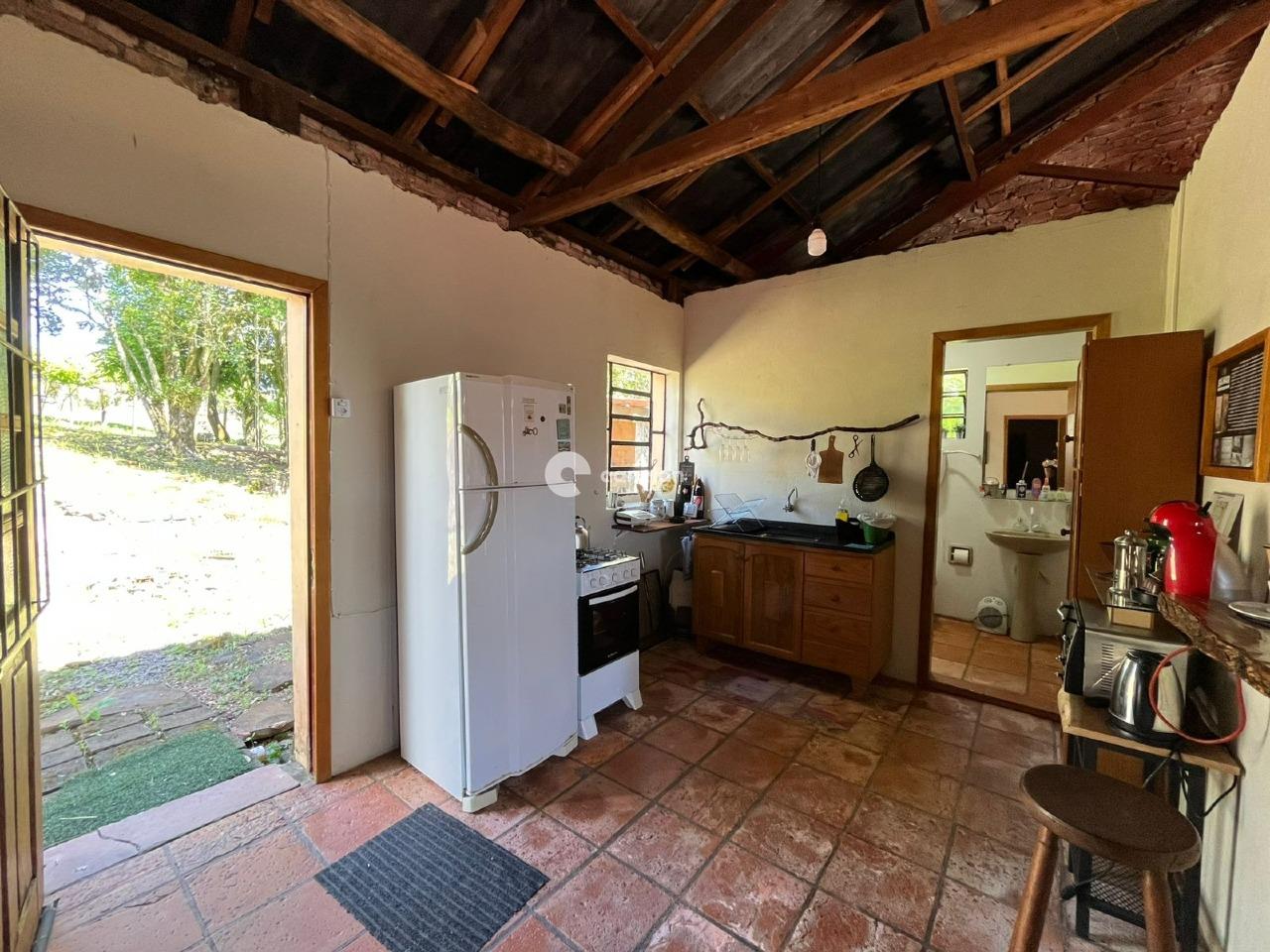 Casa à venda no Centro: 