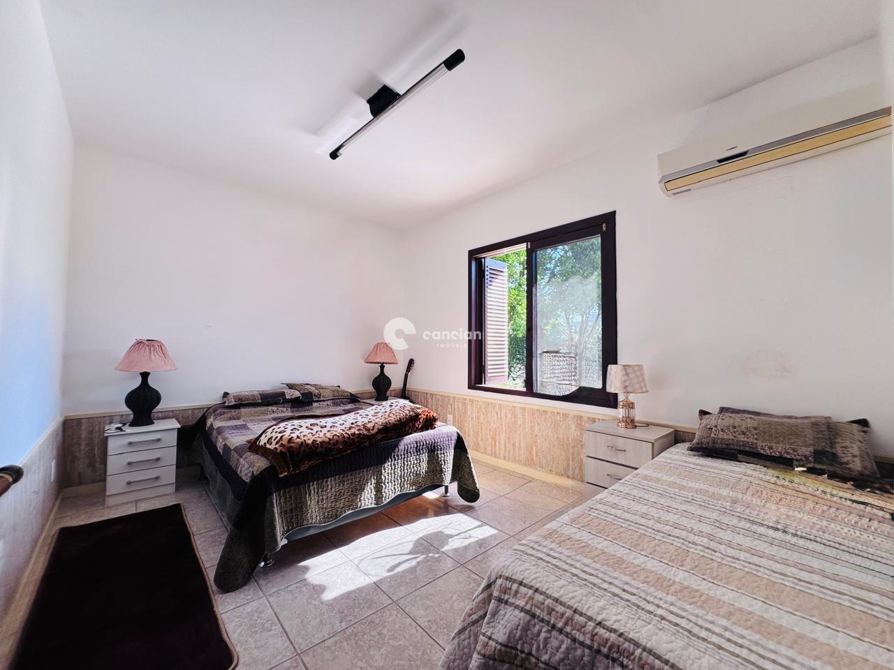 Casa à venda no Pé de Plátano: