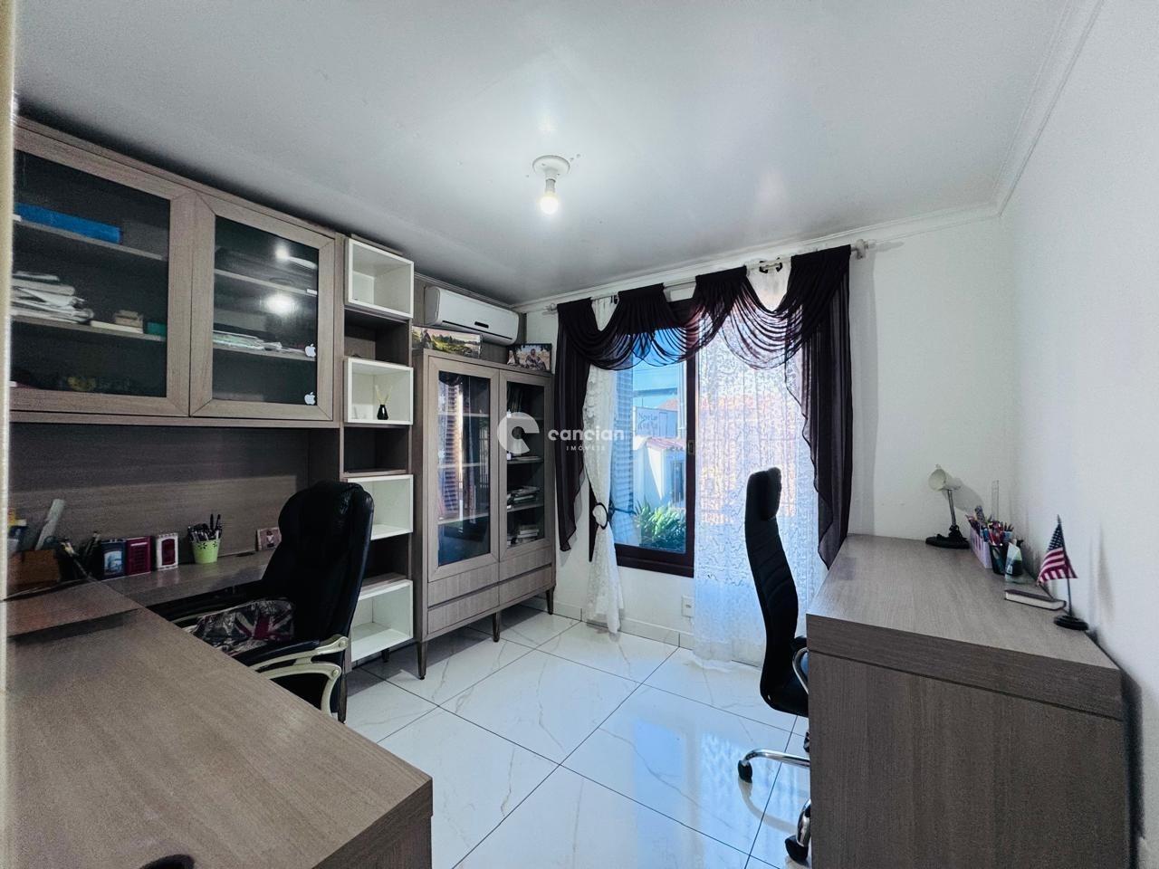 Casa à venda no Pé de Plátano: