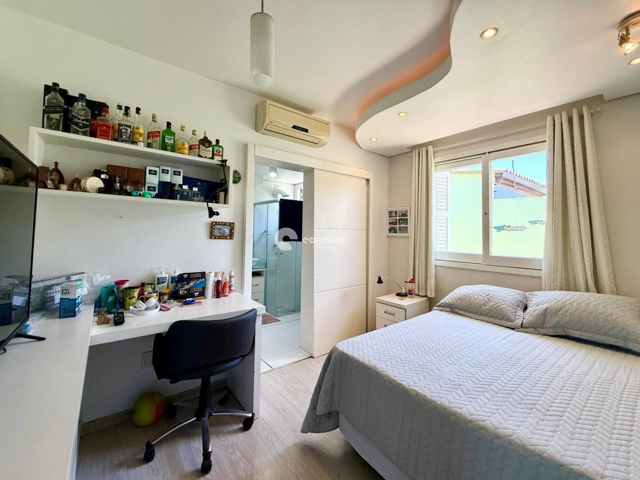 Casa à venda no Camobi: 