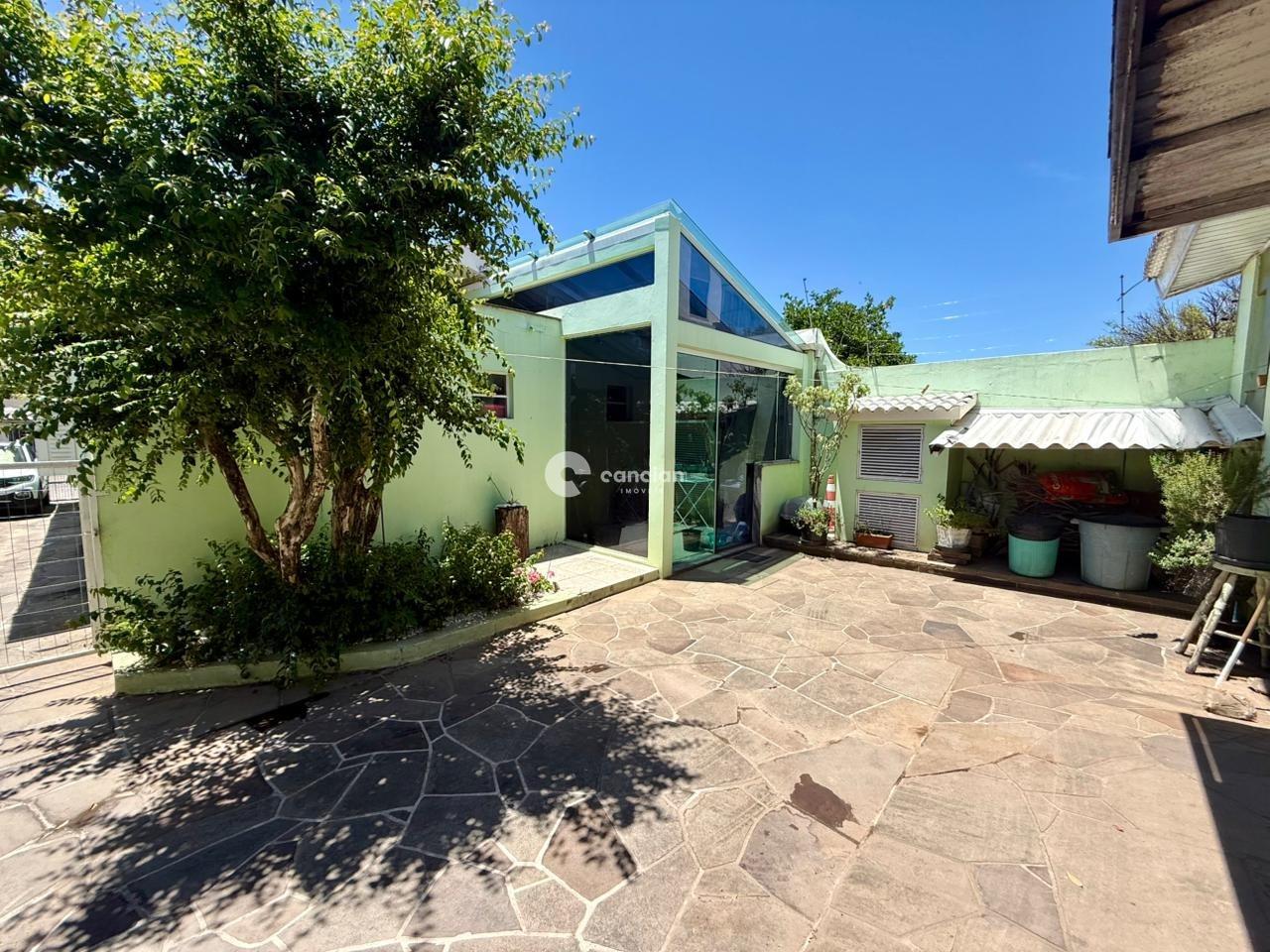 Casa à venda no Camobi: 