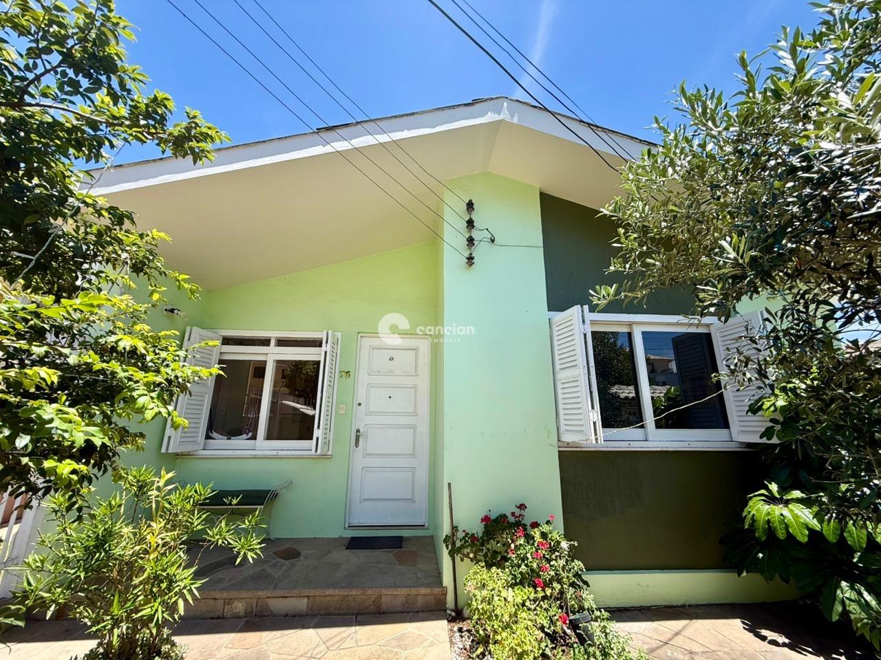 Casa à venda no Camobi: 