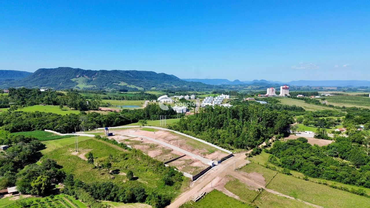Terreno em condomínio à venda no Palma: 