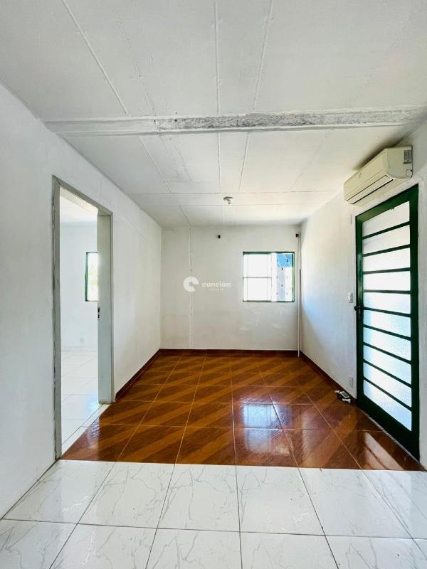 Casa à venda no Tancredo Neves: