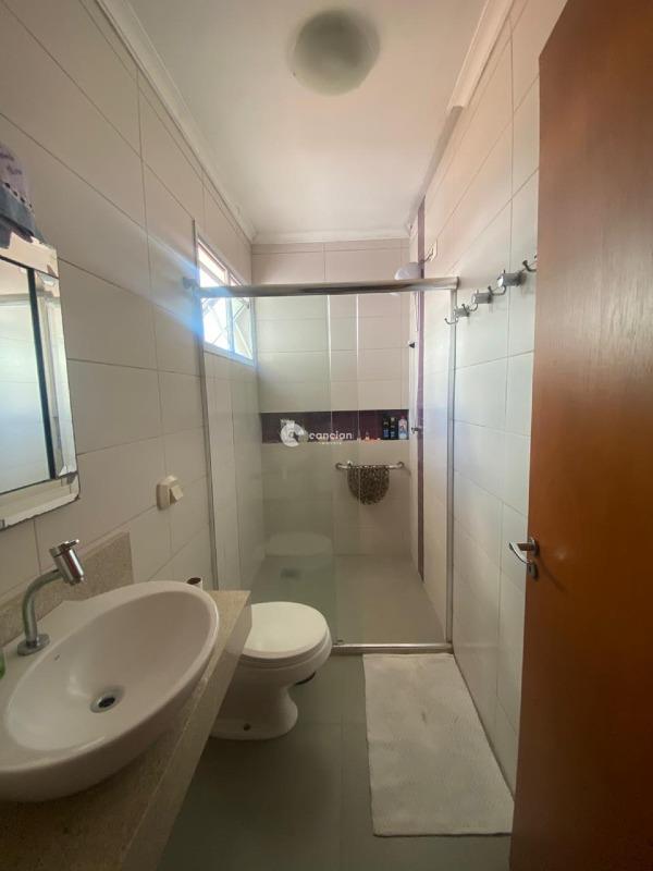 Casa à venda no Pé de Plátano: 