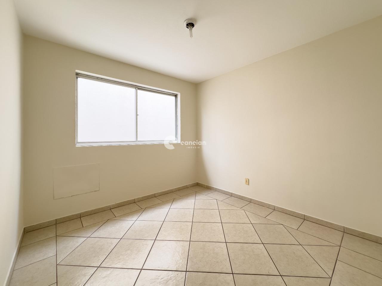 Apartamento à venda no Menino Jesus: