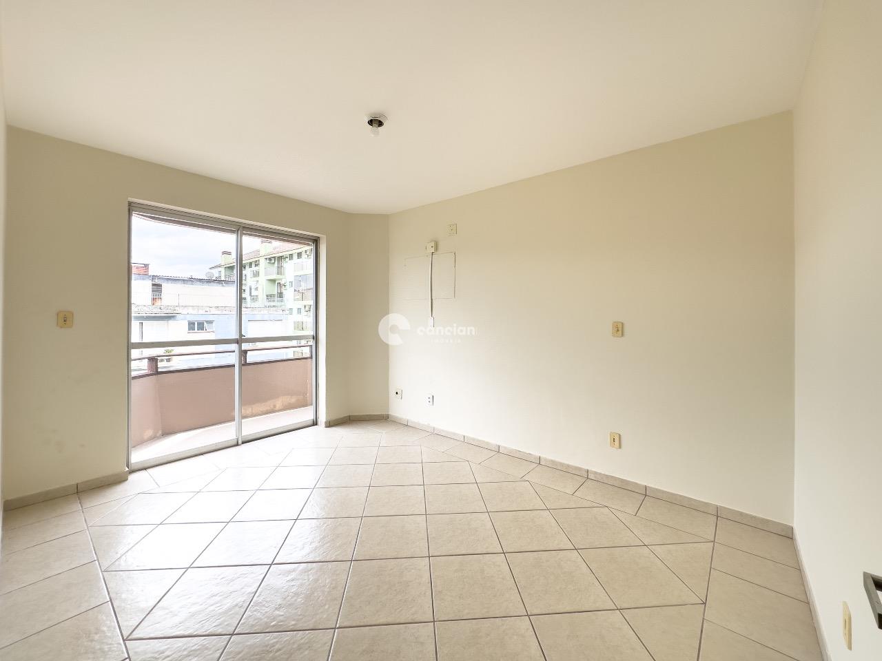 Apartamento à venda no Menino Jesus: