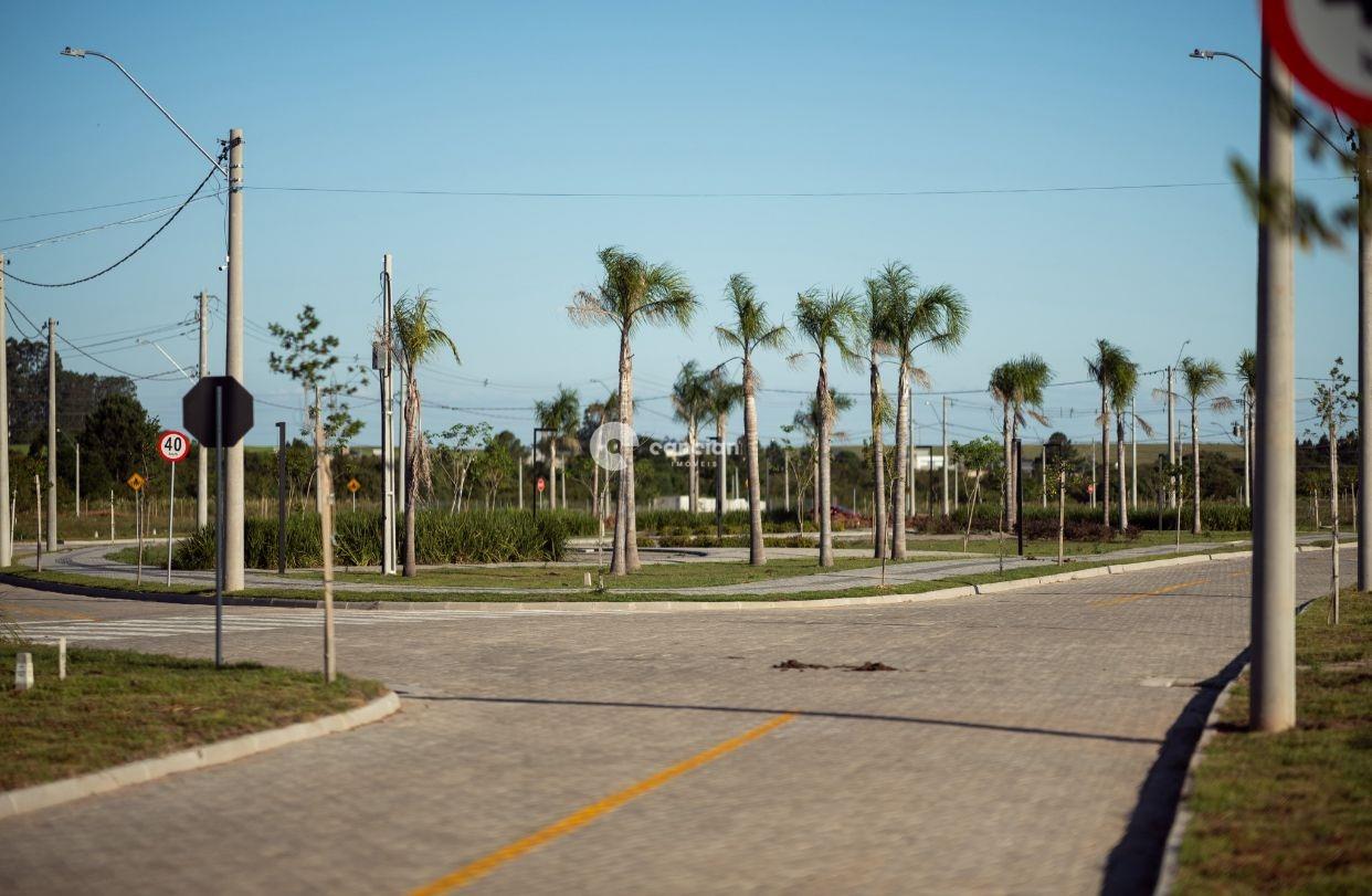 Terreno à venda no Camobi: