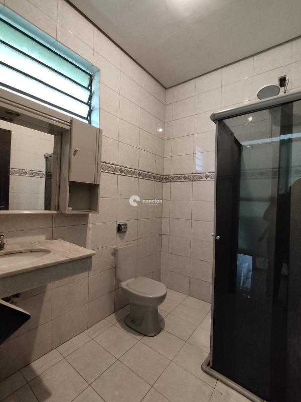 Casa à venda no Centro: