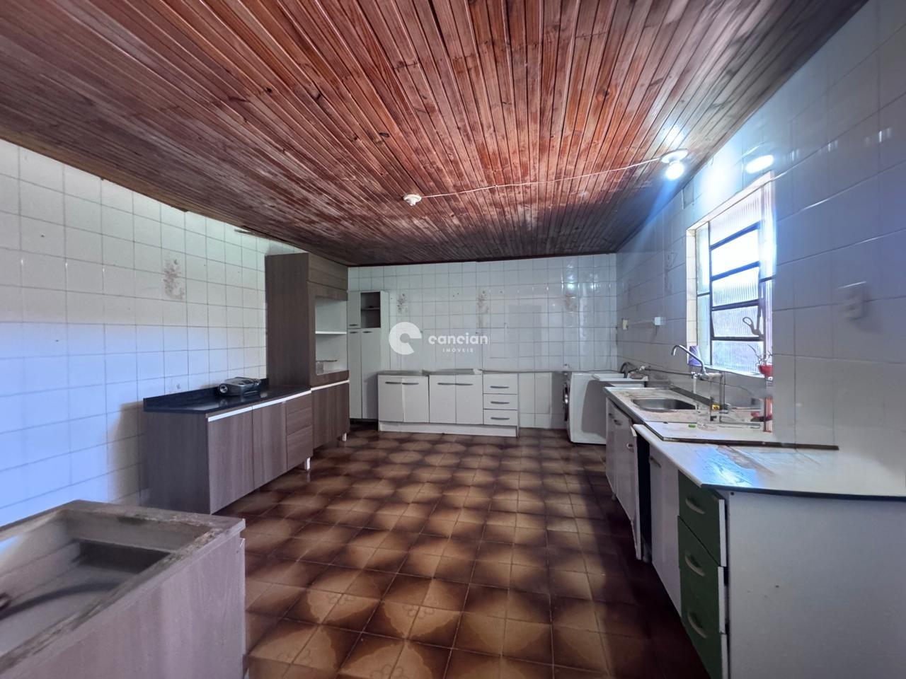 Casa à venda no Camobi: 