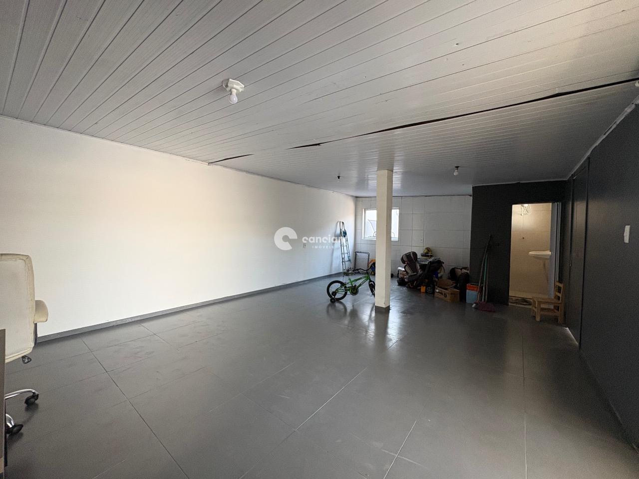 Casa à venda no Urlândia: Construção fundos