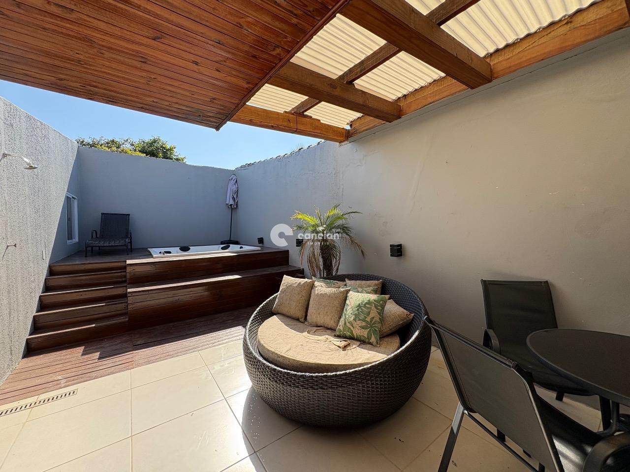 Casa à venda no Urlândia: Pátio fundos