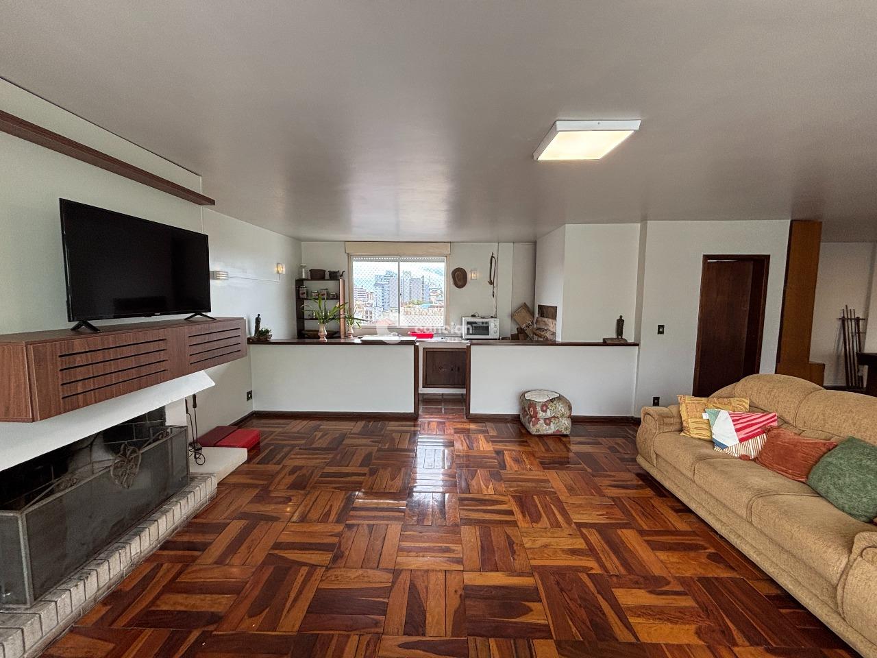 Cobertura à venda no Centro: 