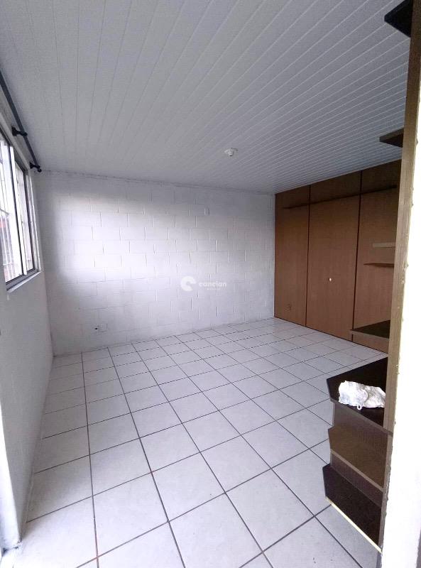 Casa à venda no Camobi: 