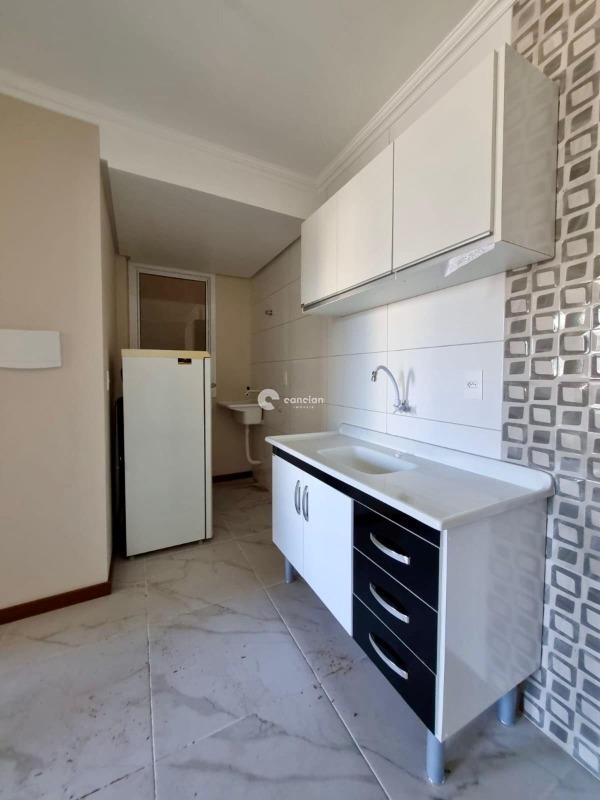 Apartamento à venda no Camobi: 