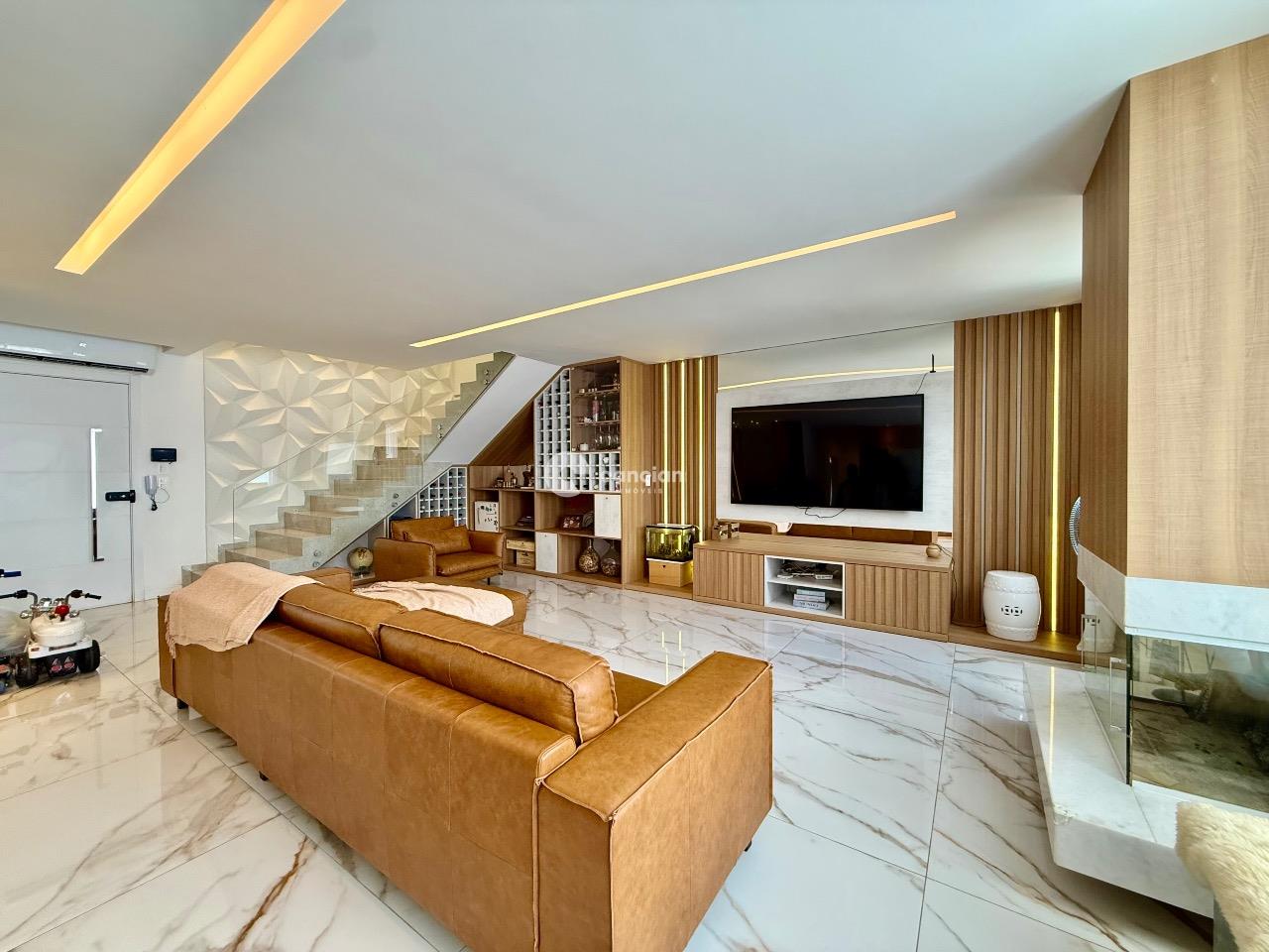 Cobertura à venda no Centro: 