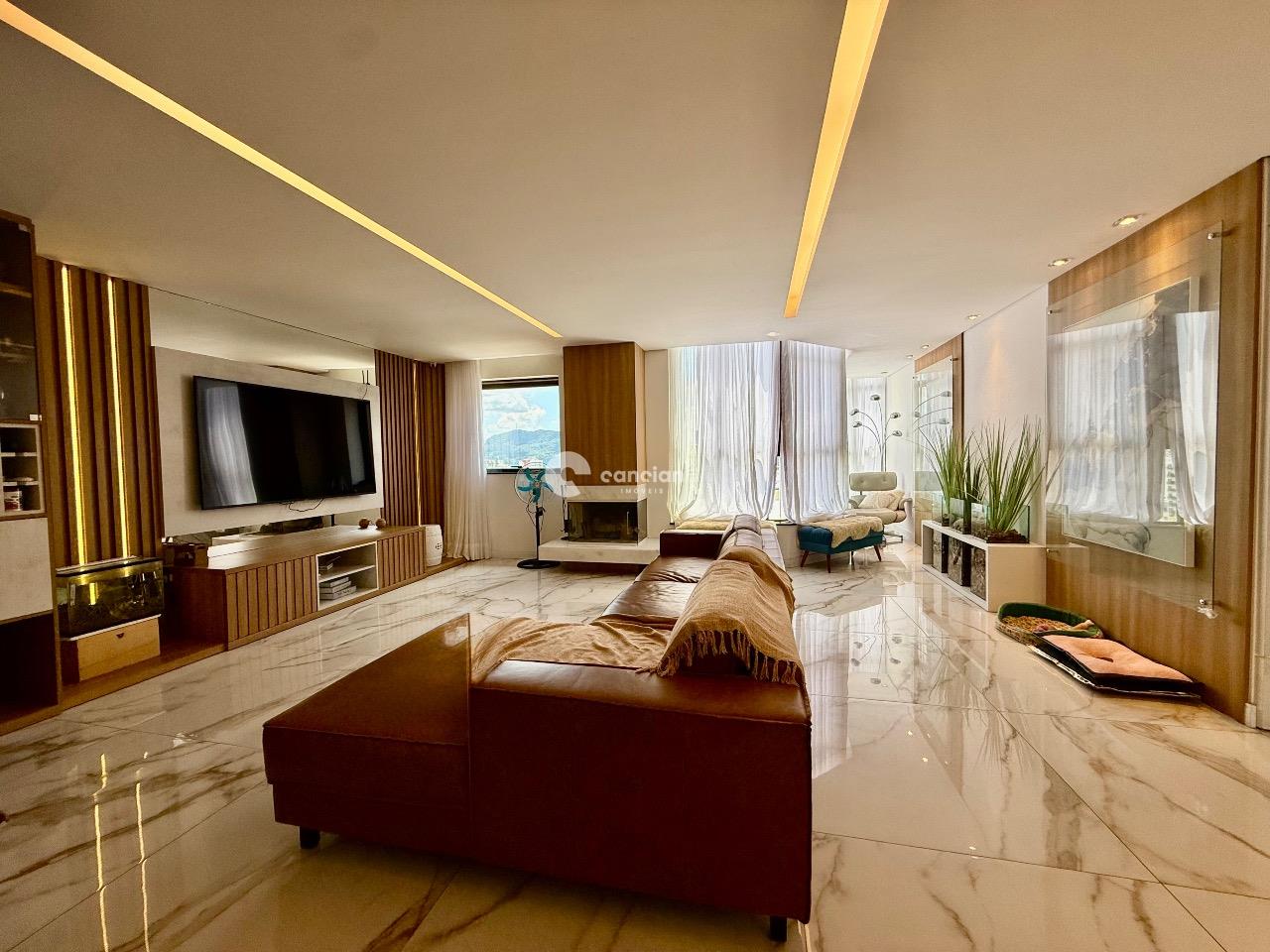 Cobertura à venda no Centro: 