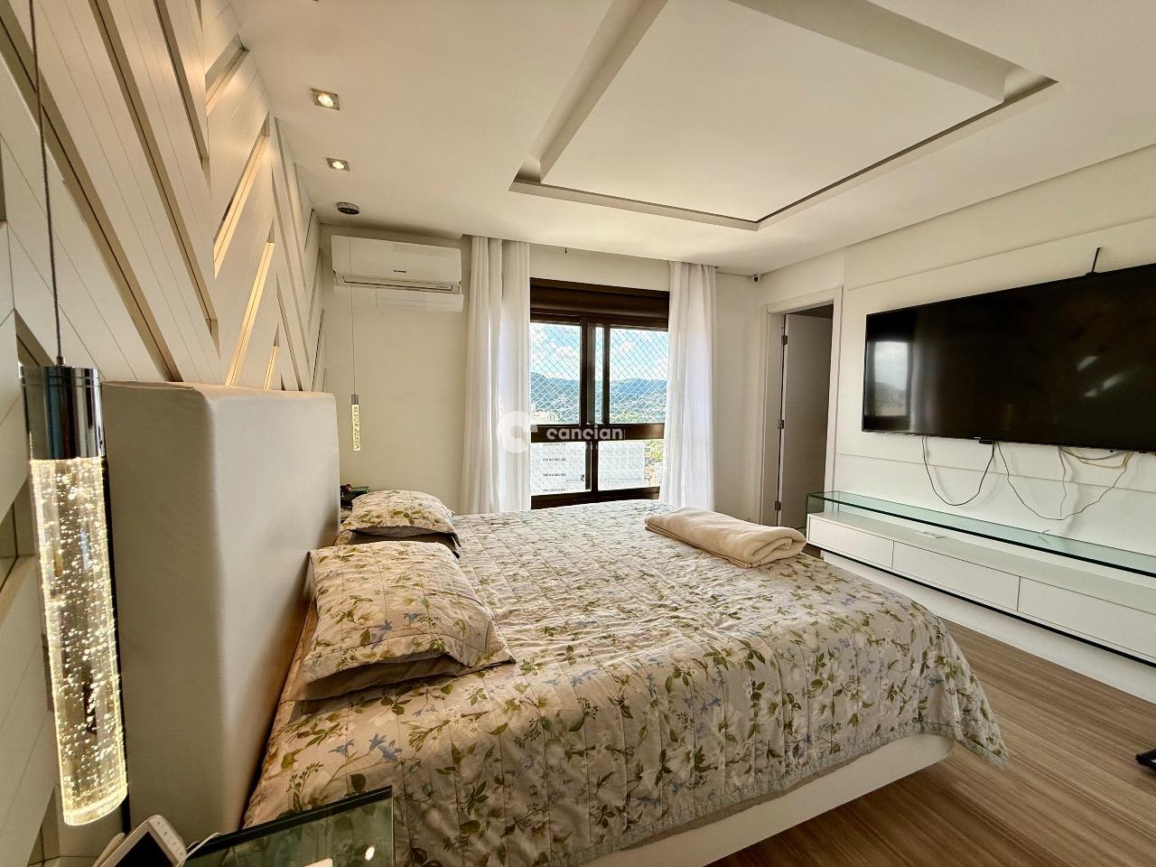 Cobertura à venda no Centro: 