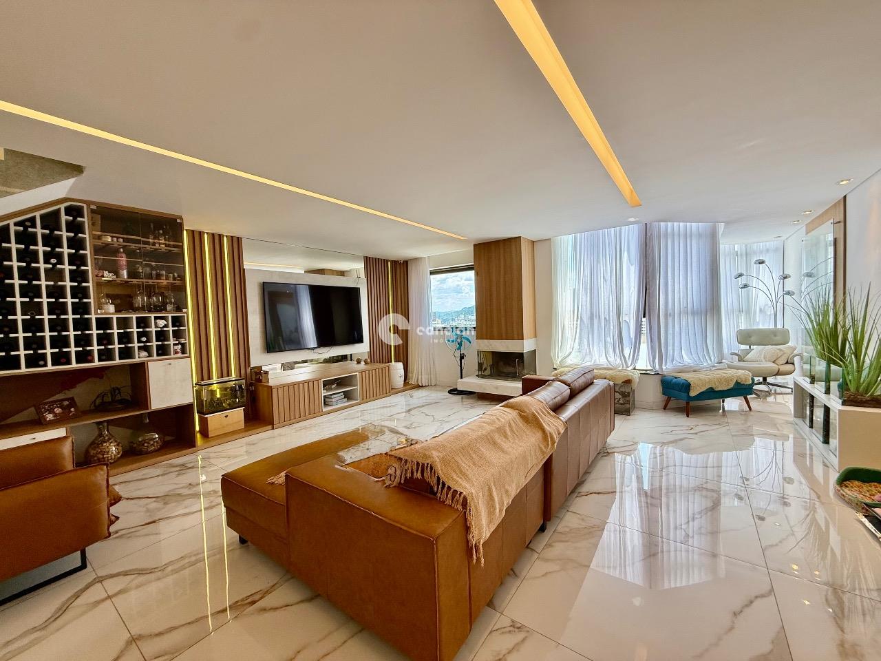 Cobertura à venda no Centro: 