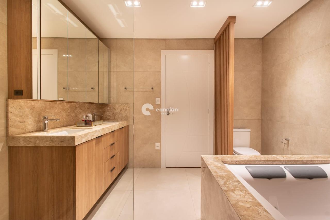 Casa de Condomínio à venda no Tomazetti: 