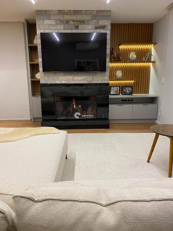 Casa de Condomínio à venda no Tomazetti: 