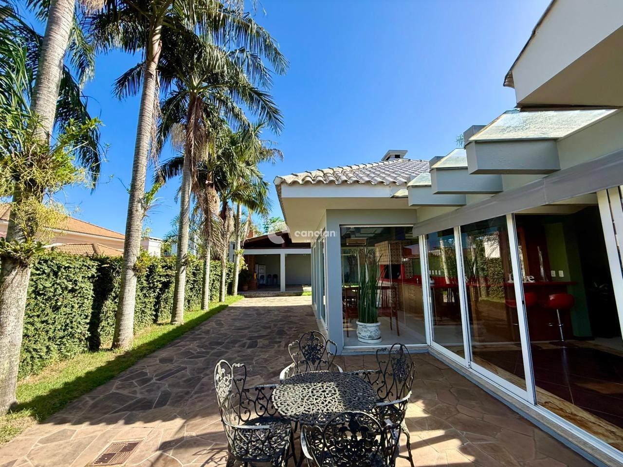 Casa de Condomínio à venda no São José: