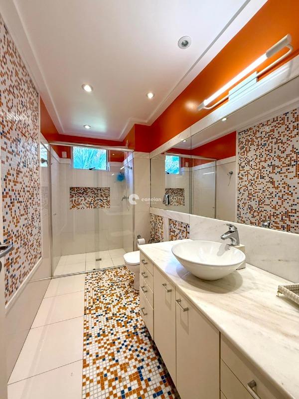 Casa de Condomínio à venda no São José: