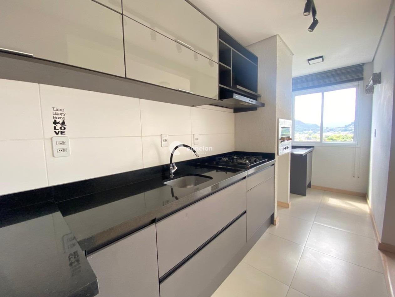 Apartamento à venda no Menino Jesus: 