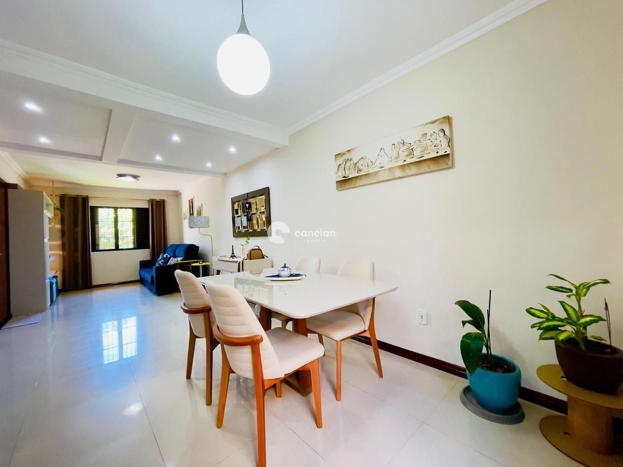 Casa à venda no Camobi: 