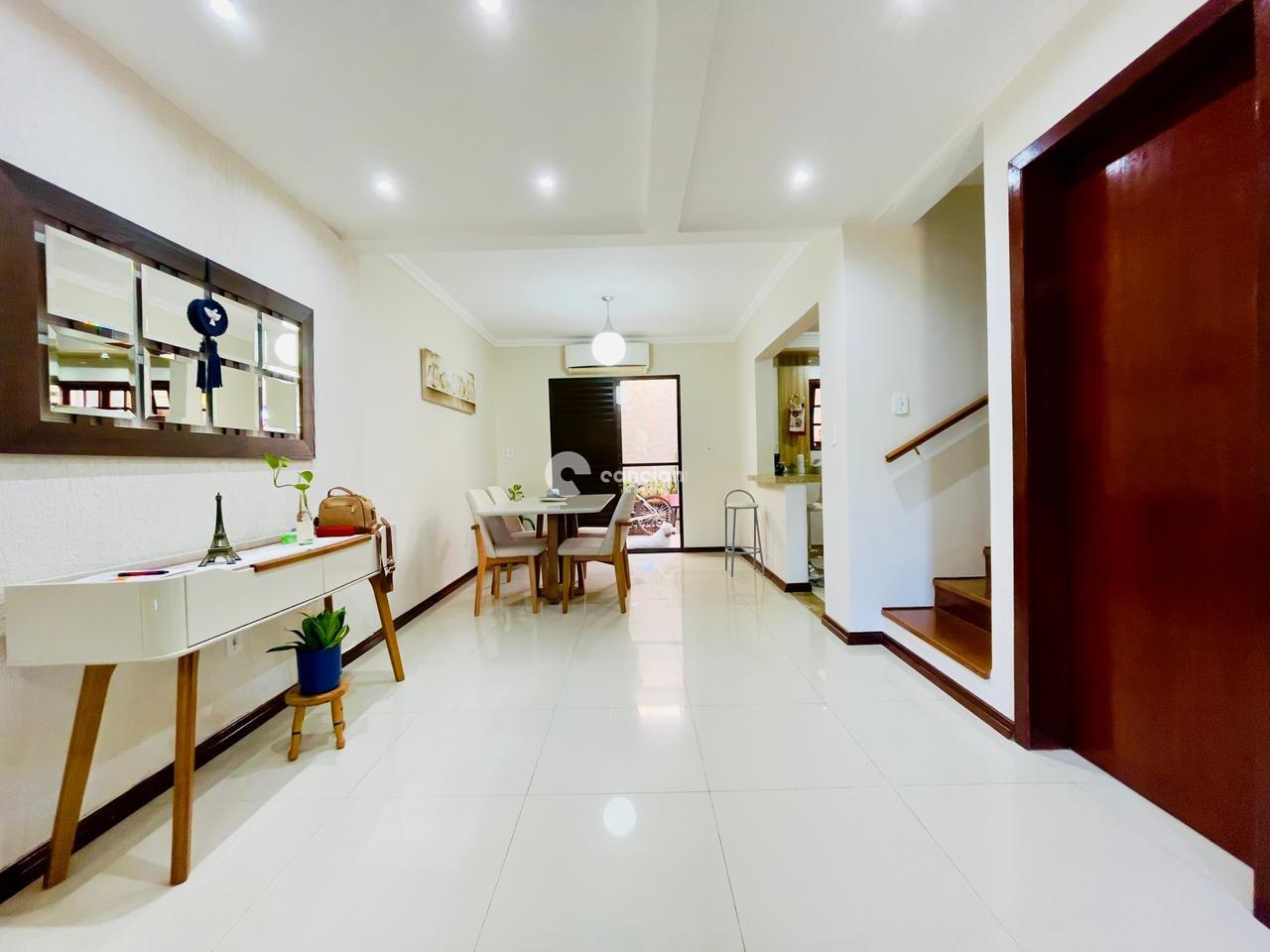 Casa à venda no Camobi: 