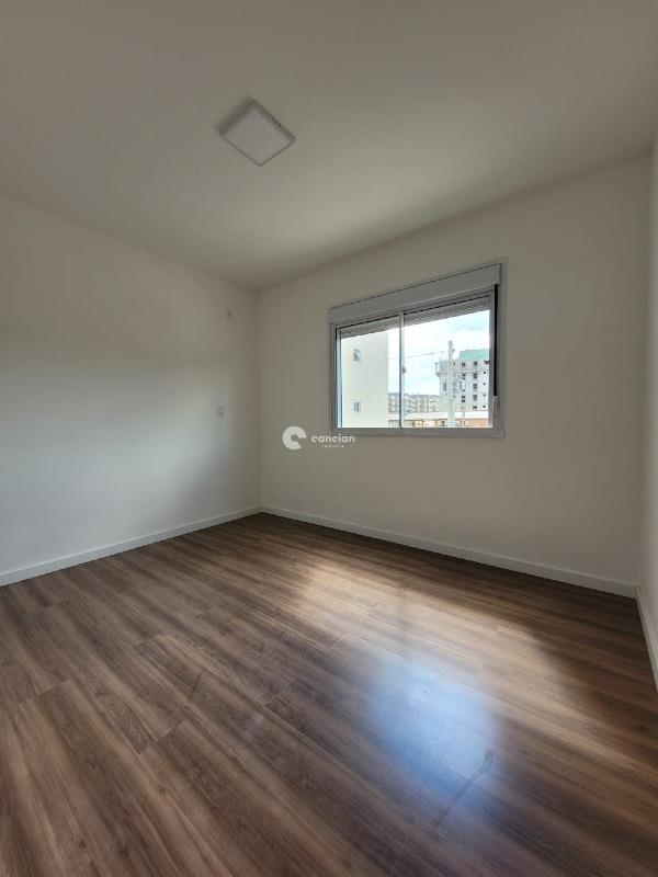 Apartamento à venda no Camobi: 